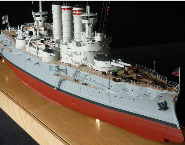 BUNaval 1/100 ブラウンシュヴァイク級戦艦 BraunschweigClass 組立キット